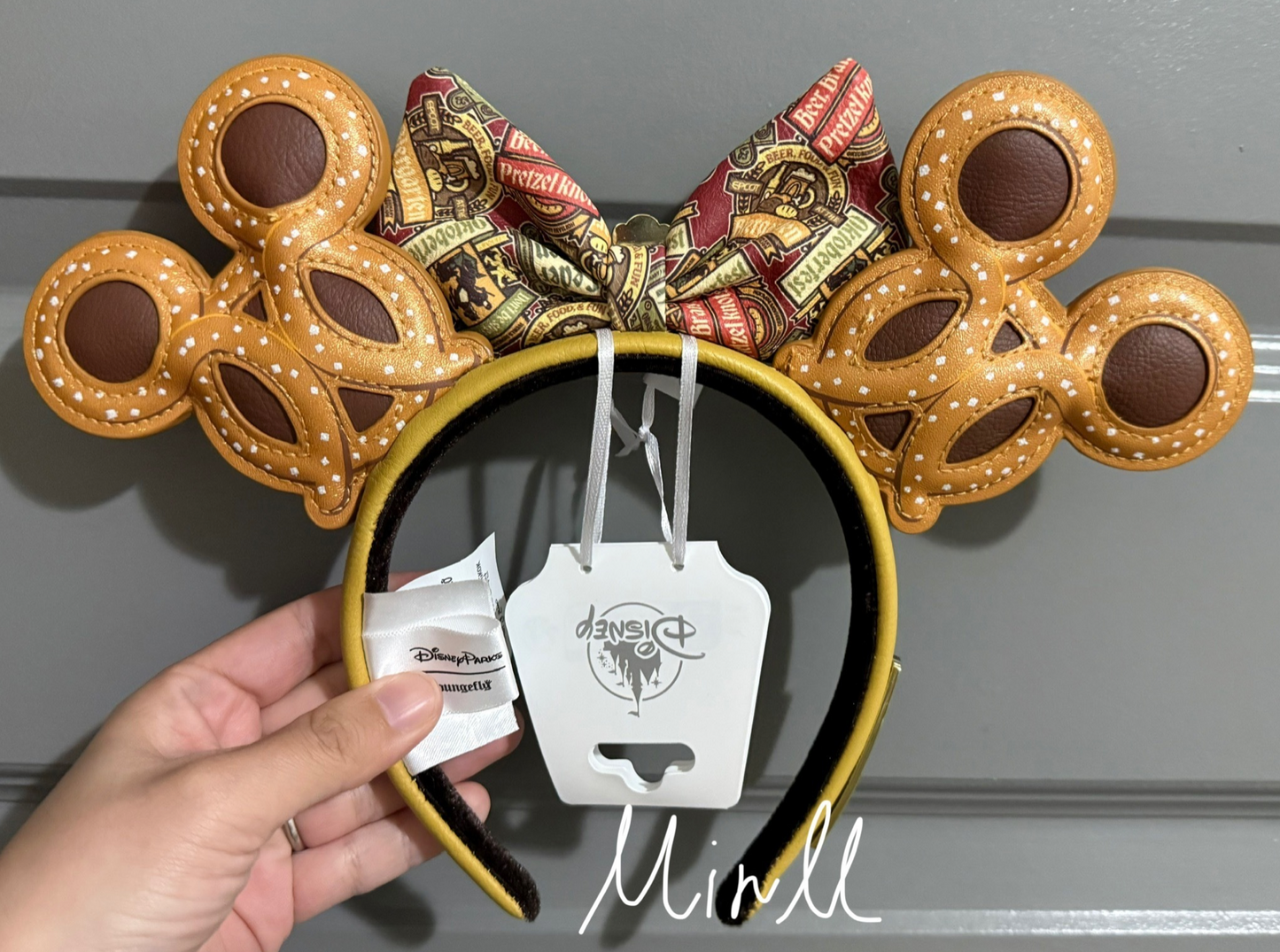 【Loungefly】 EPCOT Germany Oktoberfest Pretzel Ear Headband For Adults