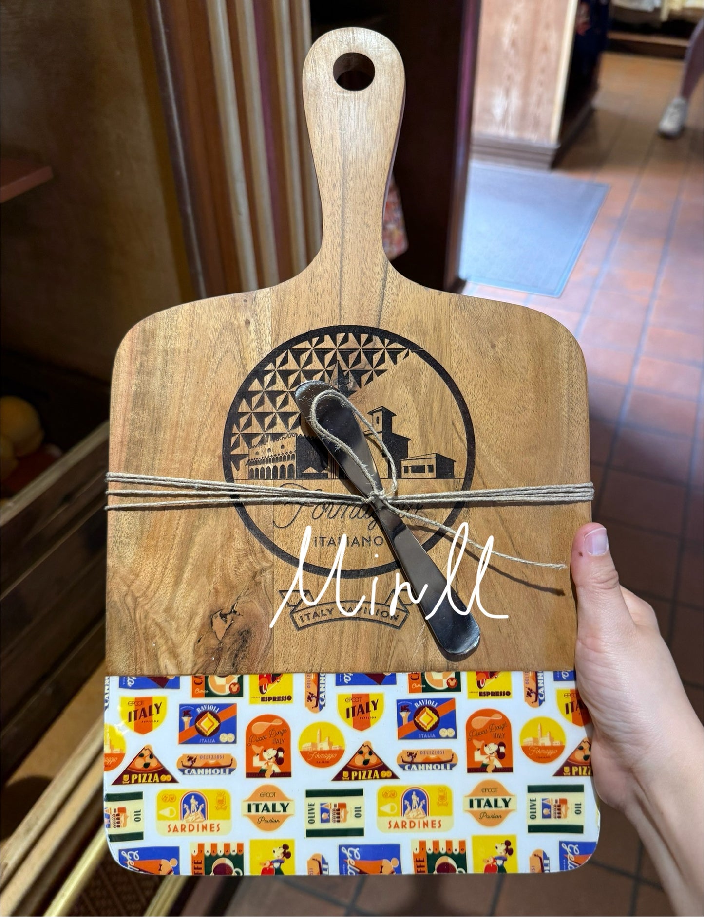 Disney Parks Exclusive Cutting Board & Spreader Set Walt Disney World EPCOT Italy Pavilion
