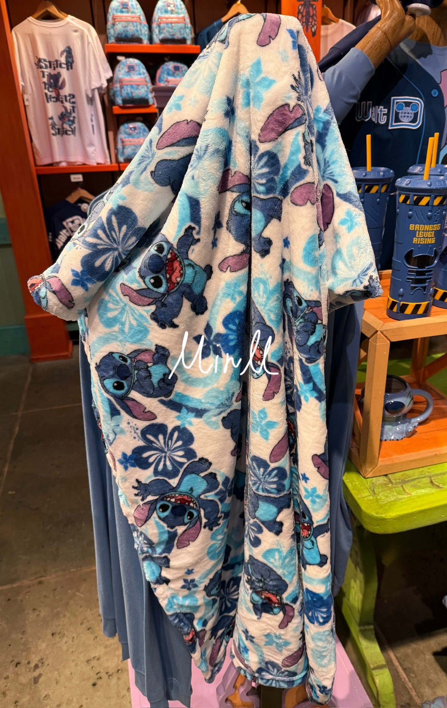 Disney Parks Exclusive Lilo&Stitch Plush Pillow Blanket
