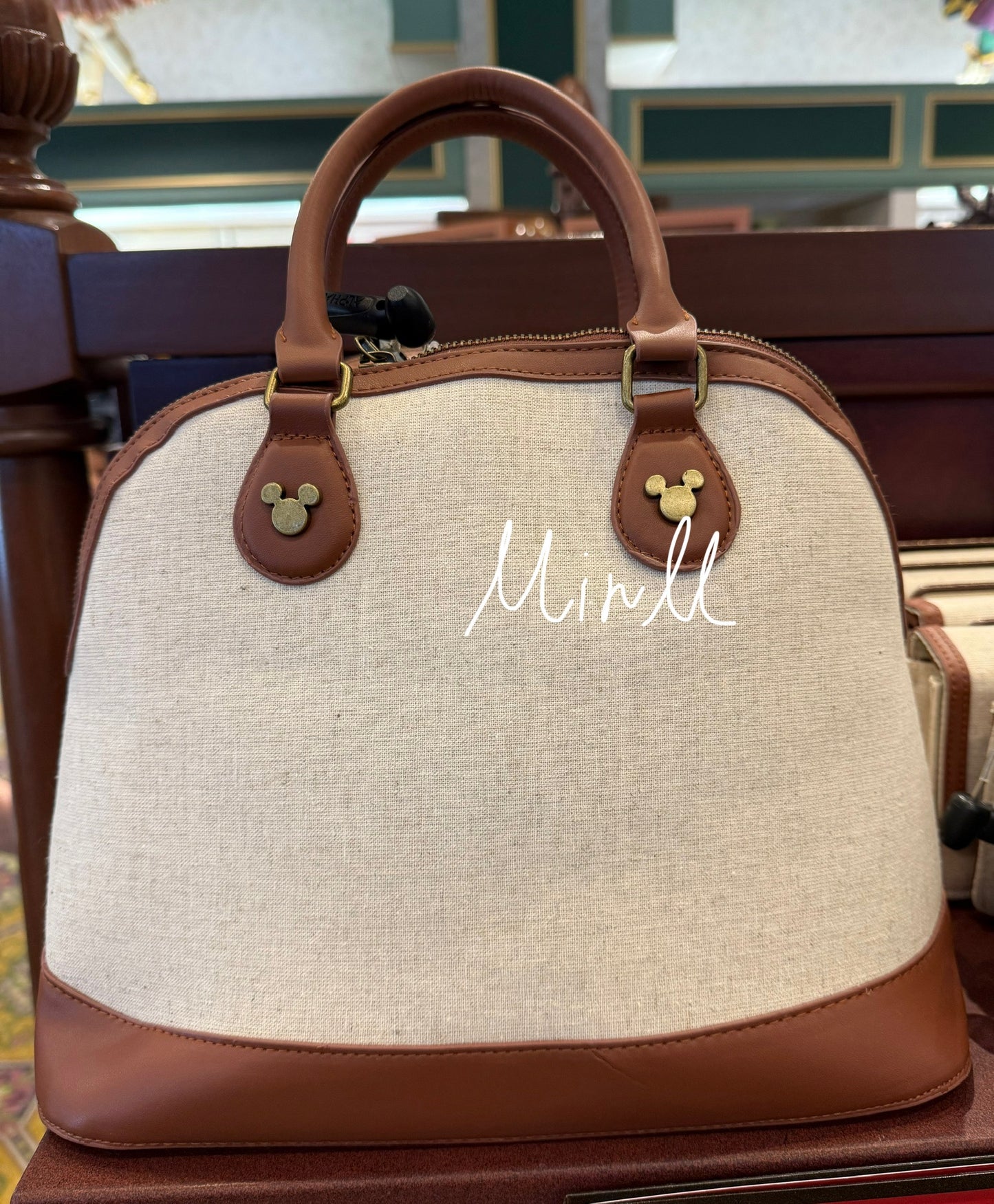 Disney Parks Exclusive Mickey Mouse Hand Bag